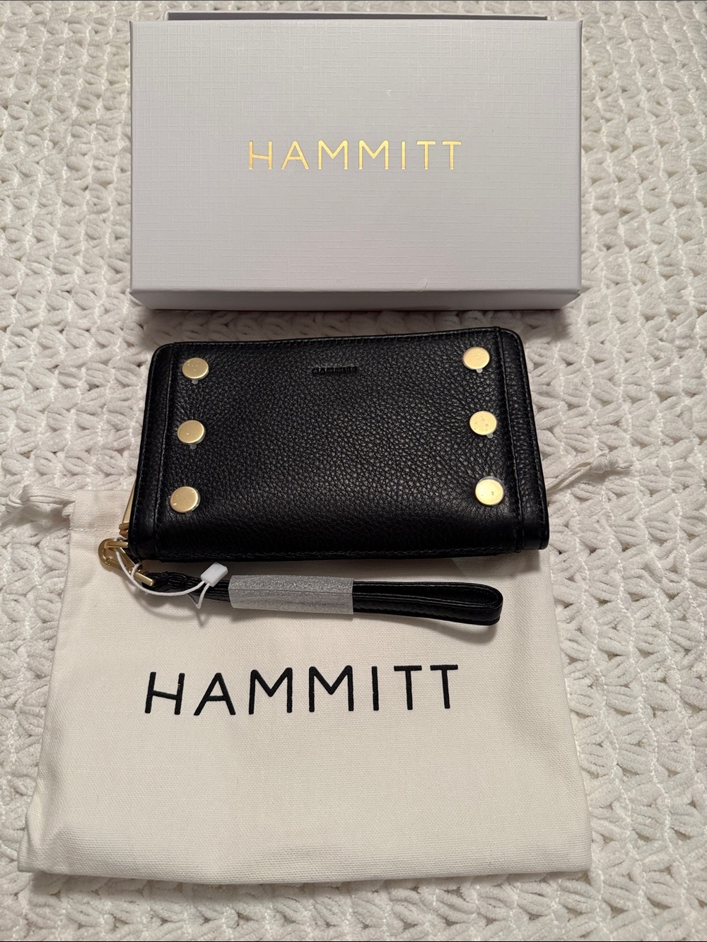 NWT Hammitt Bryant Wallet Black with red zipper